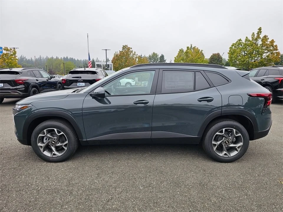 2026 Chevrolet Trax - Image 6 of 18