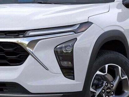 2026 Chevrolet Trax - Image 10 of 17
