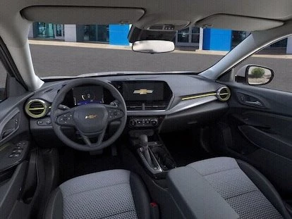2026 Chevrolet Trax - Image 15 of 17
