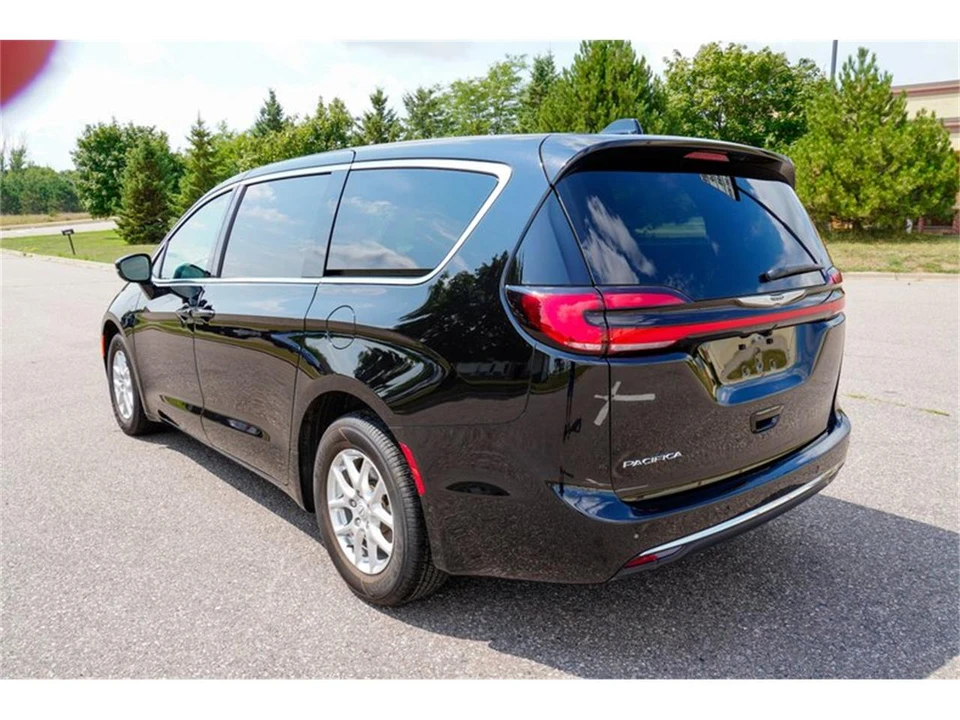 2026 Chrysler - Image 6 of 31