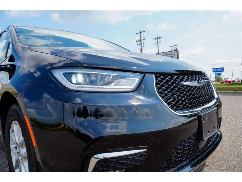 2026 Chrysler - Image 27 of 31