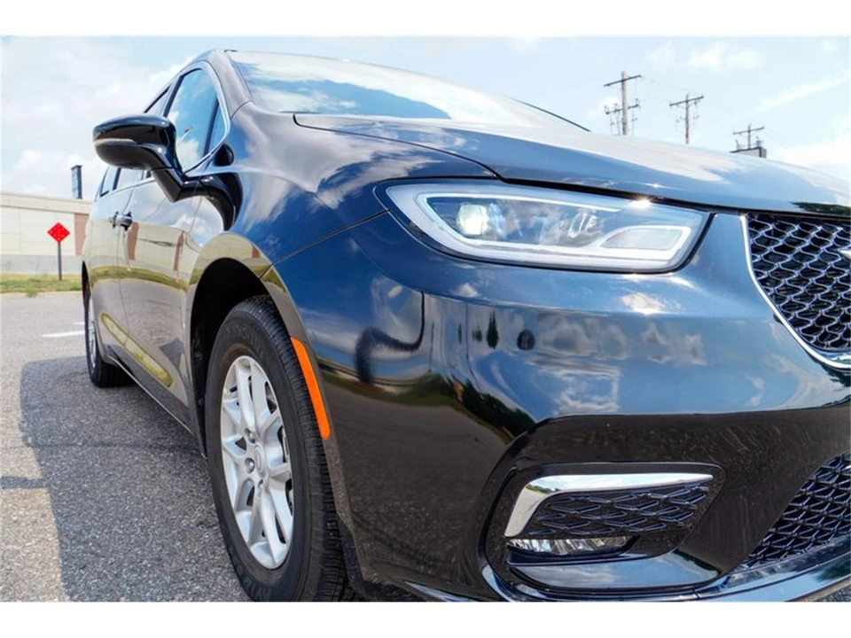 2026 Chrysler - Image 28 of 31