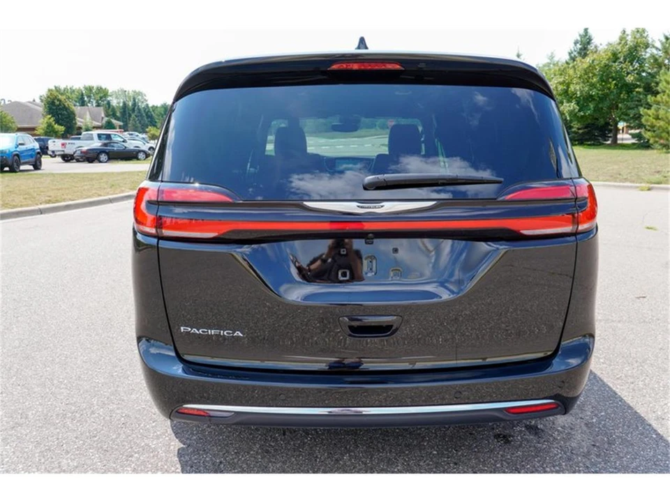 2026 Chrysler - Image 5 of 31