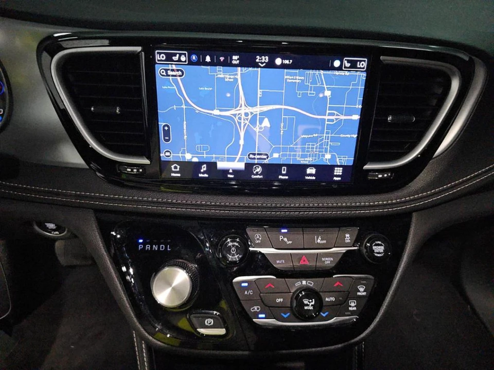 2026 Chrysler - Image 6 of 10