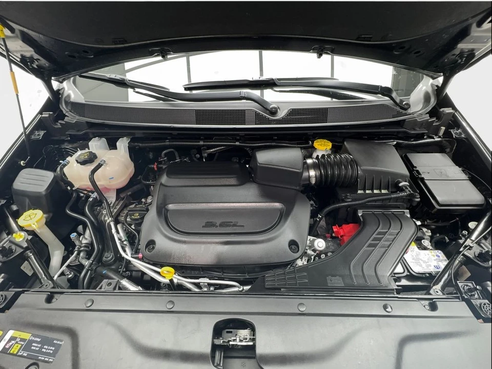 2026 Chrysler - Image 16 of 31