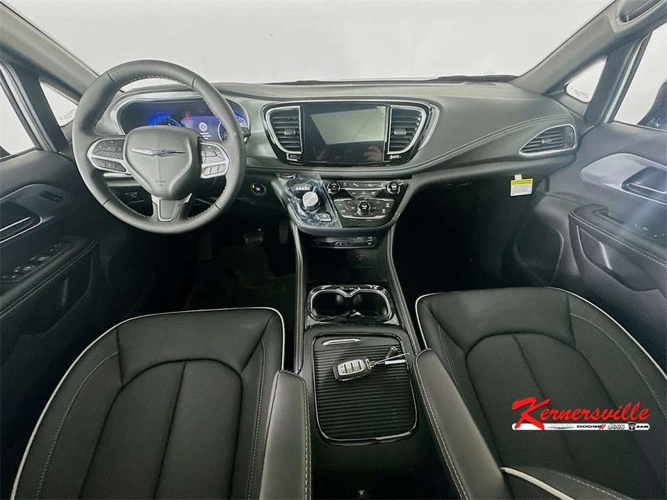 2026 Chrysler - Image 9 of 21