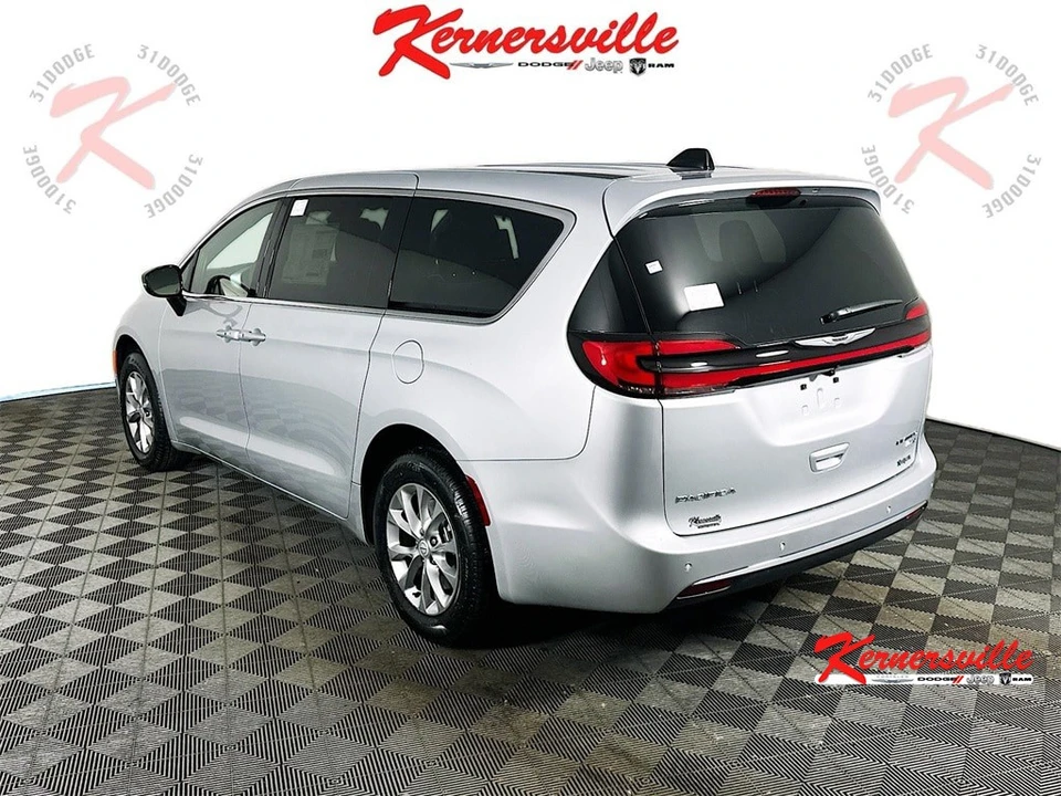 2026 Chrysler - Image 5 of 21