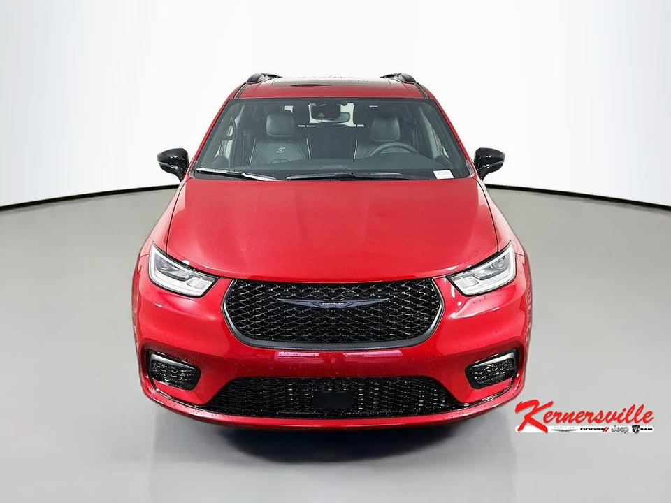 2026 Chrysler - Image 2 of 12