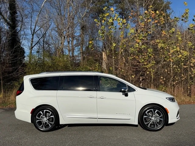 2026 Chrysler - Image 6 of 21