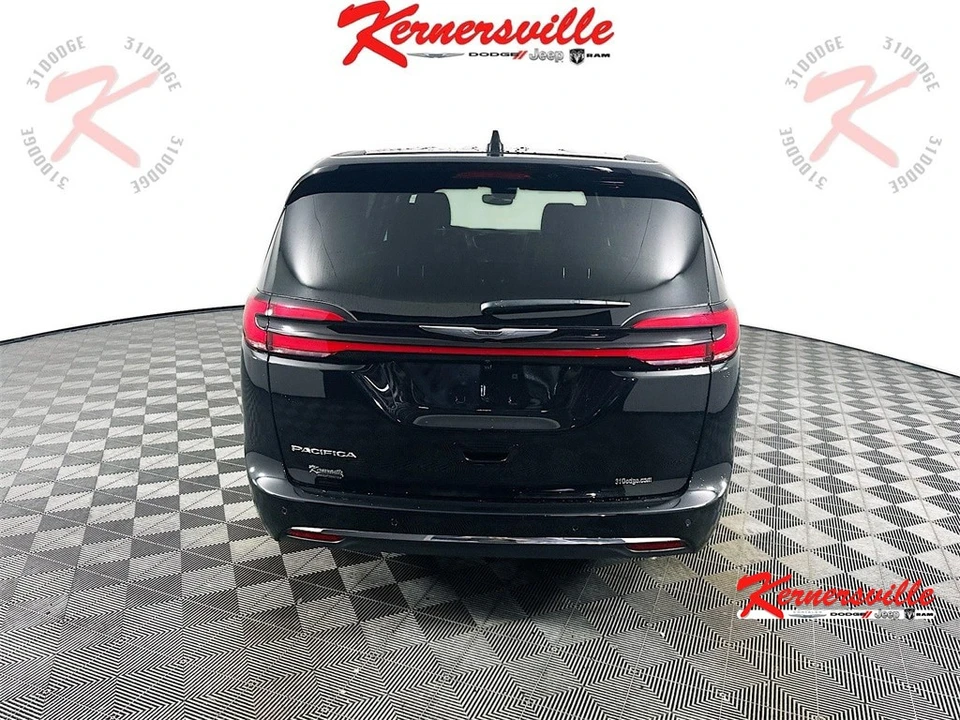 2026 Chrysler - Image 6 of 12