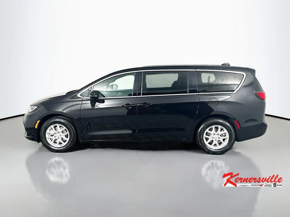 2026 Chrysler - Image 4 of 12