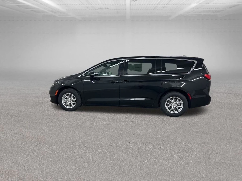2026 Chrysler - Image 6 of 12