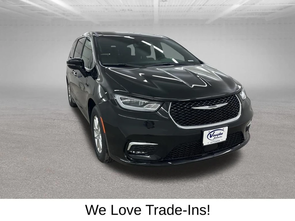 2026 Chrysler - Image 2 of 12