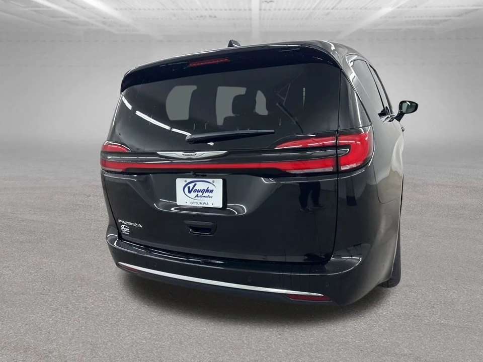 2026 Chrysler - Image 10 of 12