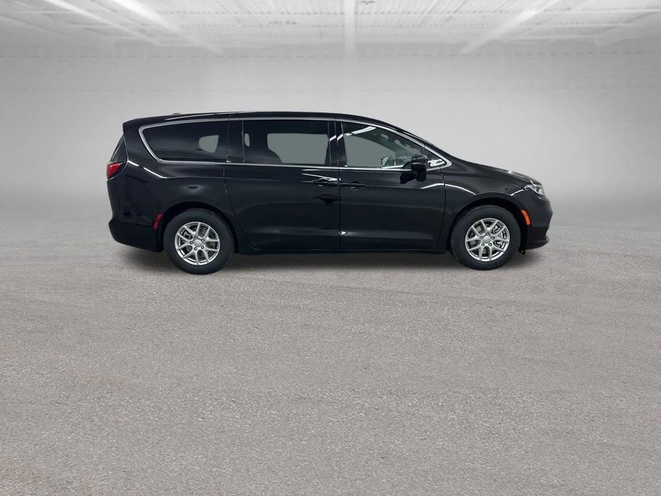 2026 Chrysler - Image 12 of 12
