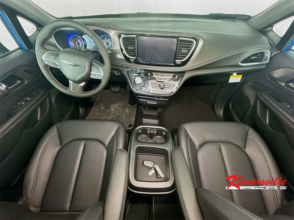 2026 Chrysler - Image 9 of 12