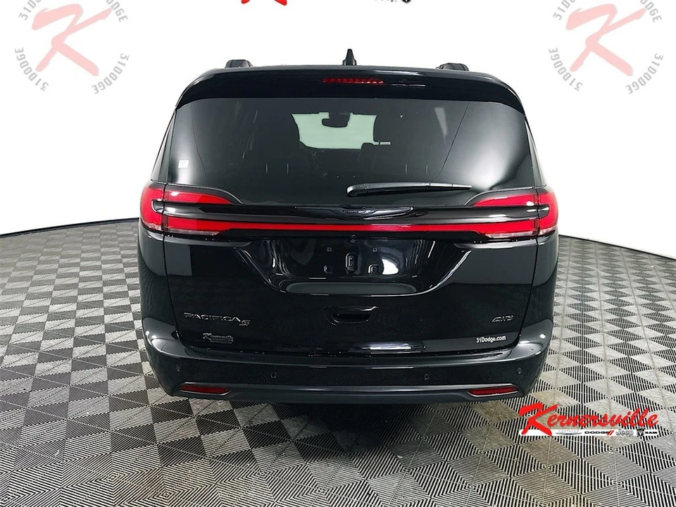 2026 Chrysler - Image 6 of 21