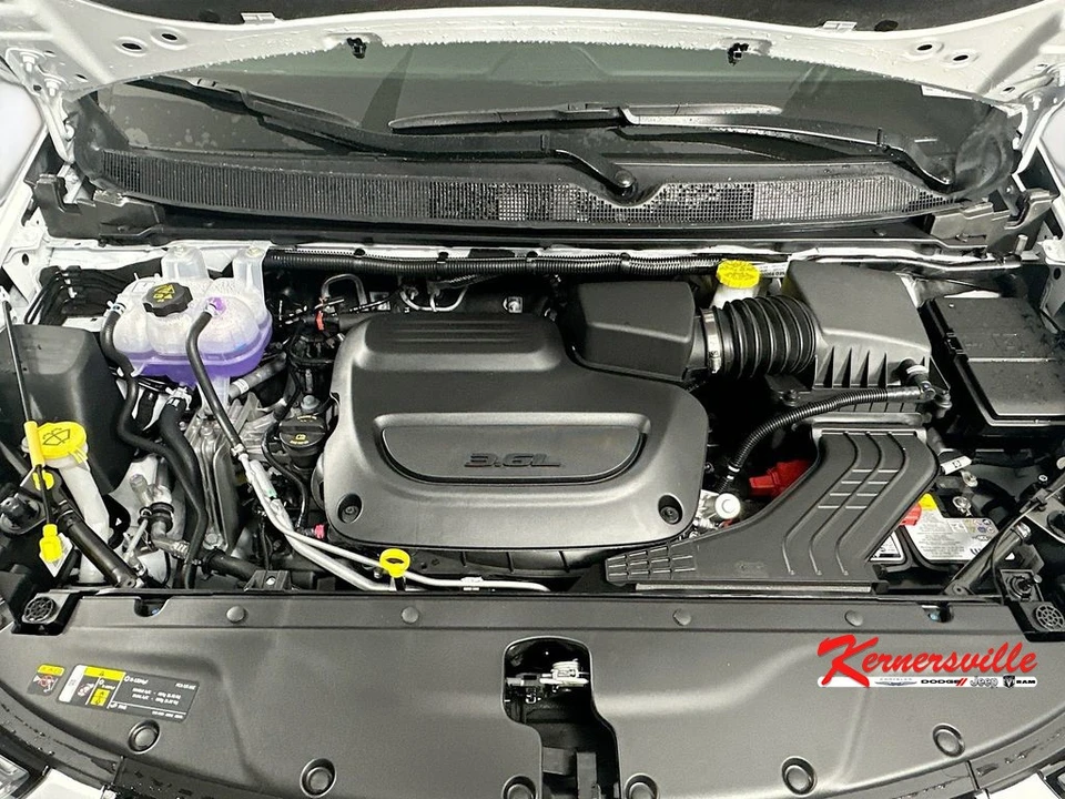 2026 Chrysler - Image 18 of 21