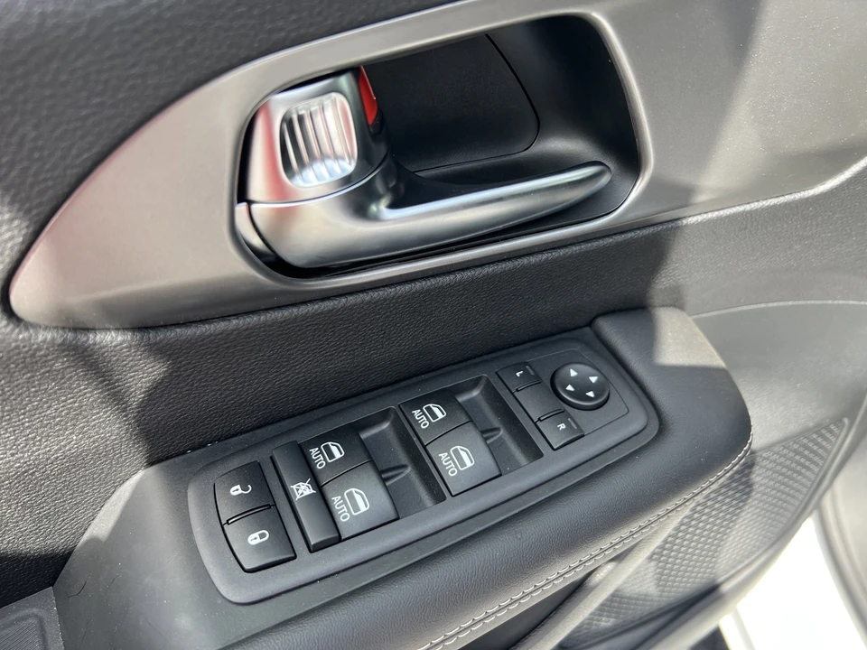 2026 Chrysler - Image 12 of 21