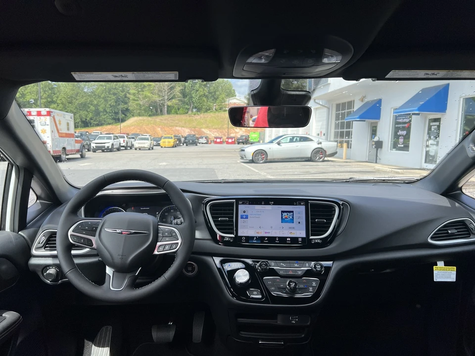 2026 Chrysler - Image 11 of 22