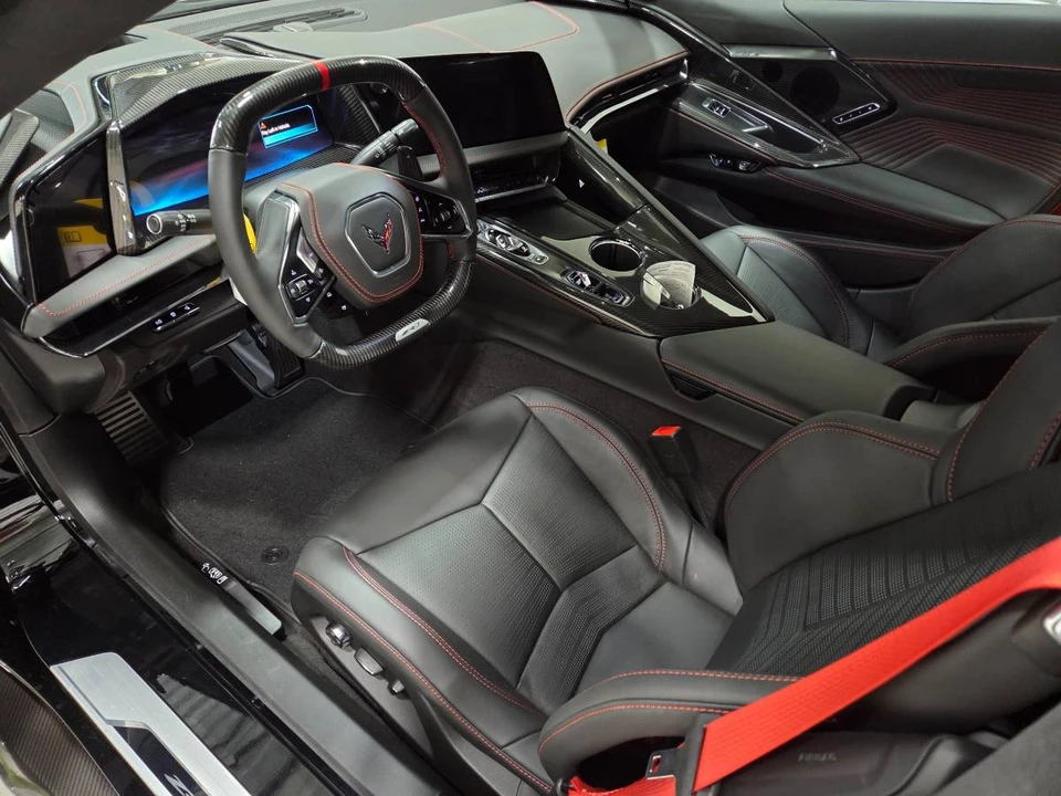 2026 Chevrolet Corvette C8 ZR1 - Image 5 of 9