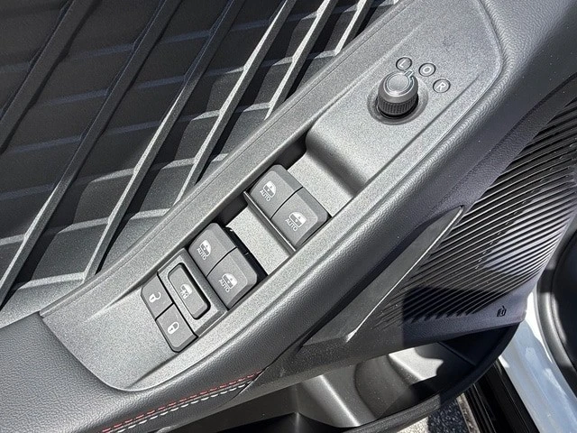 2026 Dodge Charger 8th Gen - Image 13 of 21