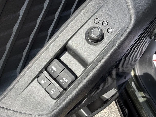 2026 Dodge Charger 8th Gen - Image 13 of 21
