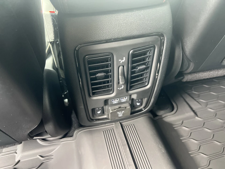 2026 Dodge Durango 3rd Gen - Image 15 of 31