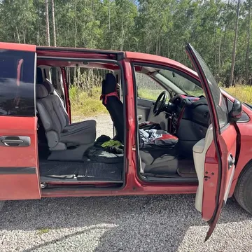 2006 Dodge Caravan LE Minivan 4D