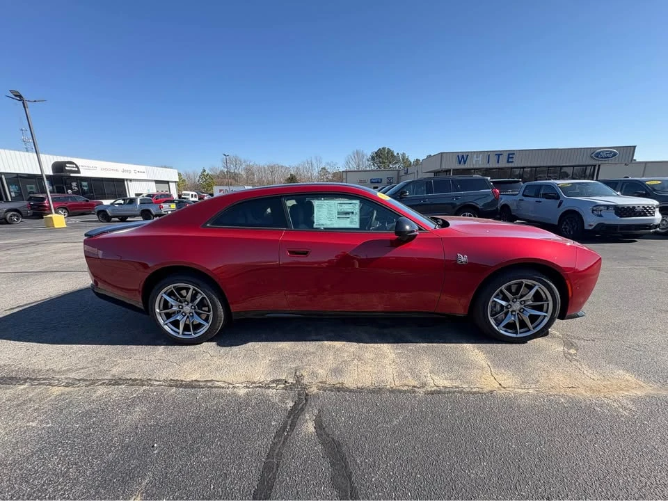 2026 Dodge Challenger - Image 2 of 5