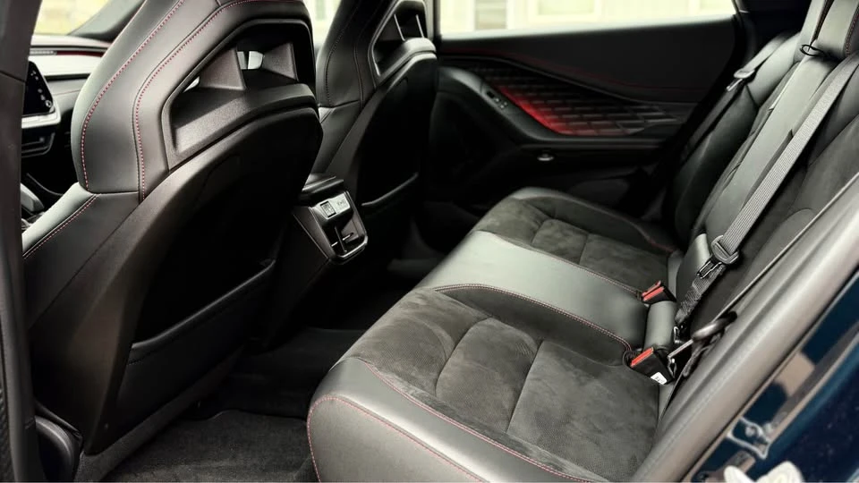 2026 Dodge Charger - Image 11 of 13