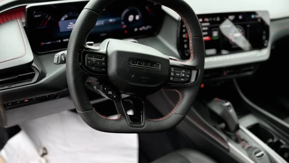 2026 Dodge Charger - Image 8 of 13