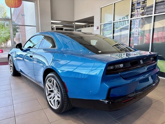 2026 Dodge Charger 8th Gen - Image 7 of 9