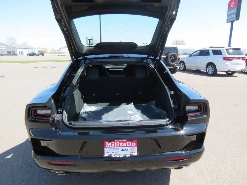 2026 Dodge Charger 8th Gen - Image 8 of 20