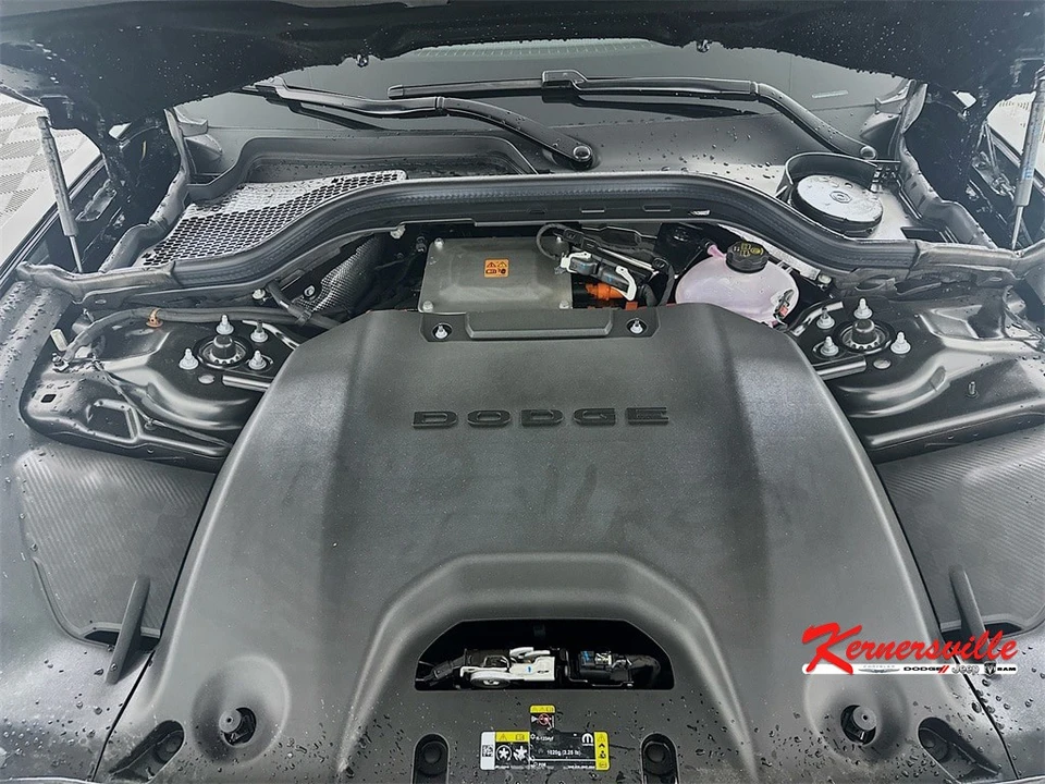 2026 Dodge Charger 8th Gen - Image 17 of 20