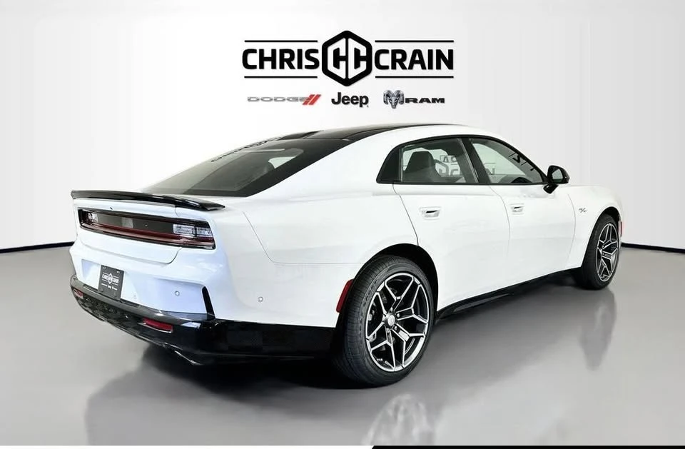 2026 Dodge Charger 8th Gen - Image 8 of 20