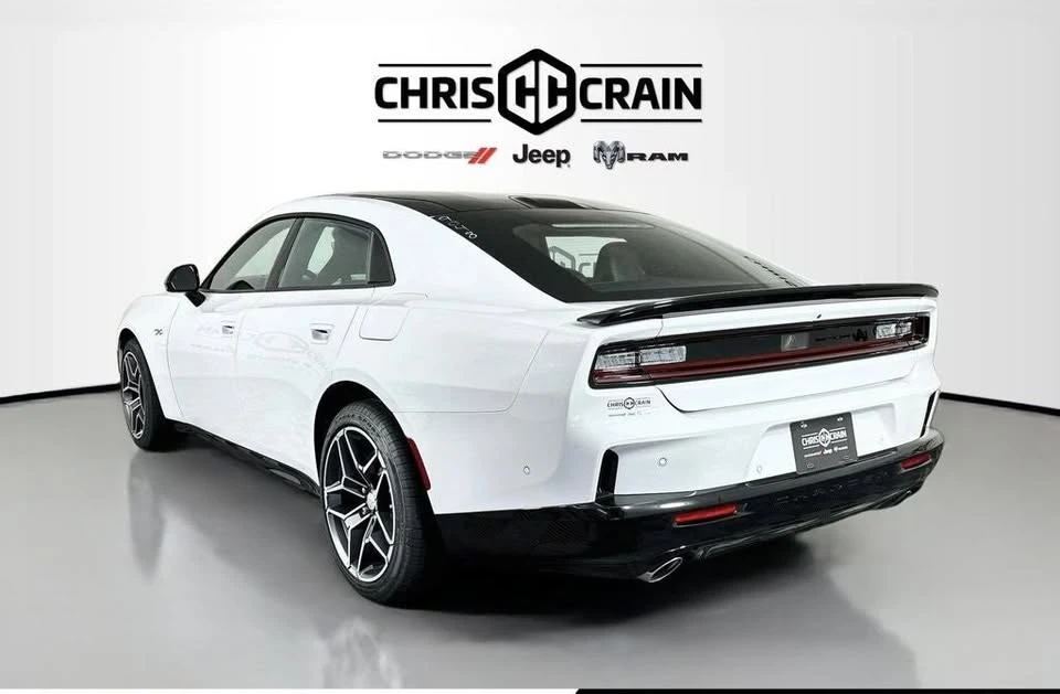 2026 Dodge Charger 8th Gen - Image 5 of 20