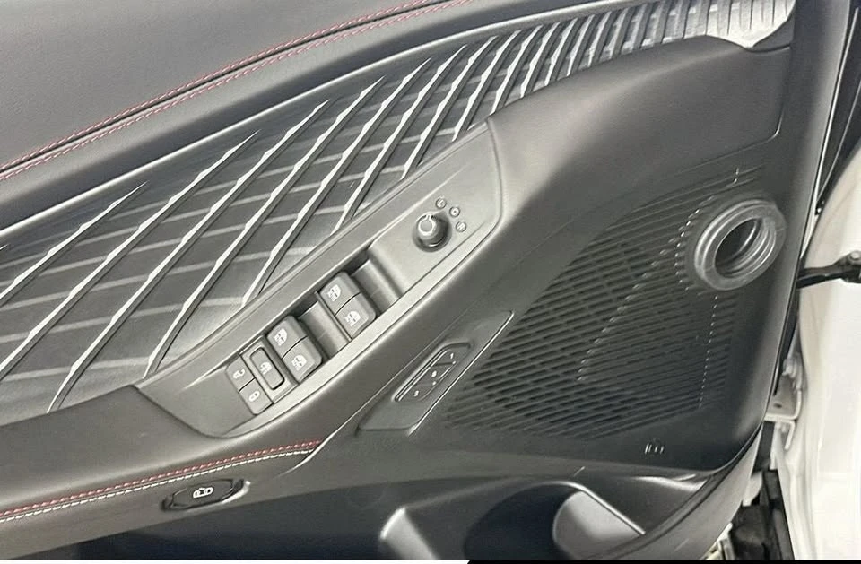 2026 Dodge Charger 8th Gen - Image 11 of 20