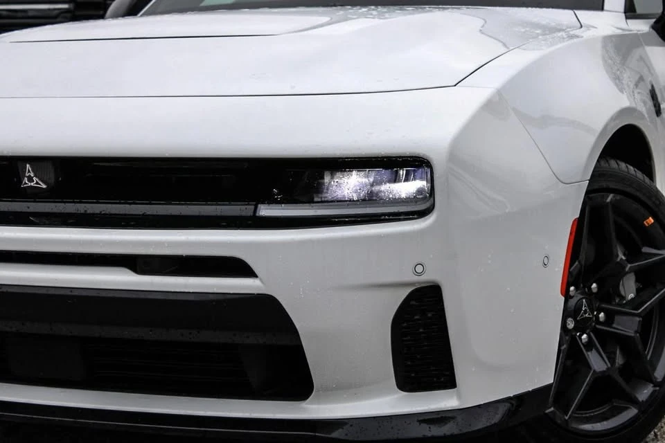 2026 Dodge Charger 8th Gen - Image 8 of 10