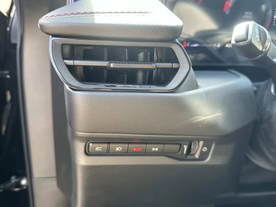 2026 Dodge Charger 8th Gen - Image 11 of 20