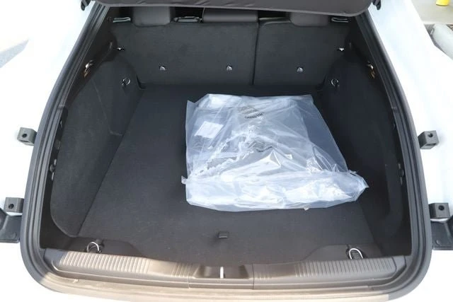 2026 Dodge Charger 8th Gen - Image 10 of 20