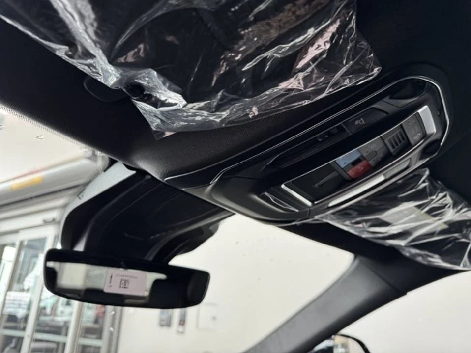 2026 Dodge Charger 8th Gen - Image 17 of 20