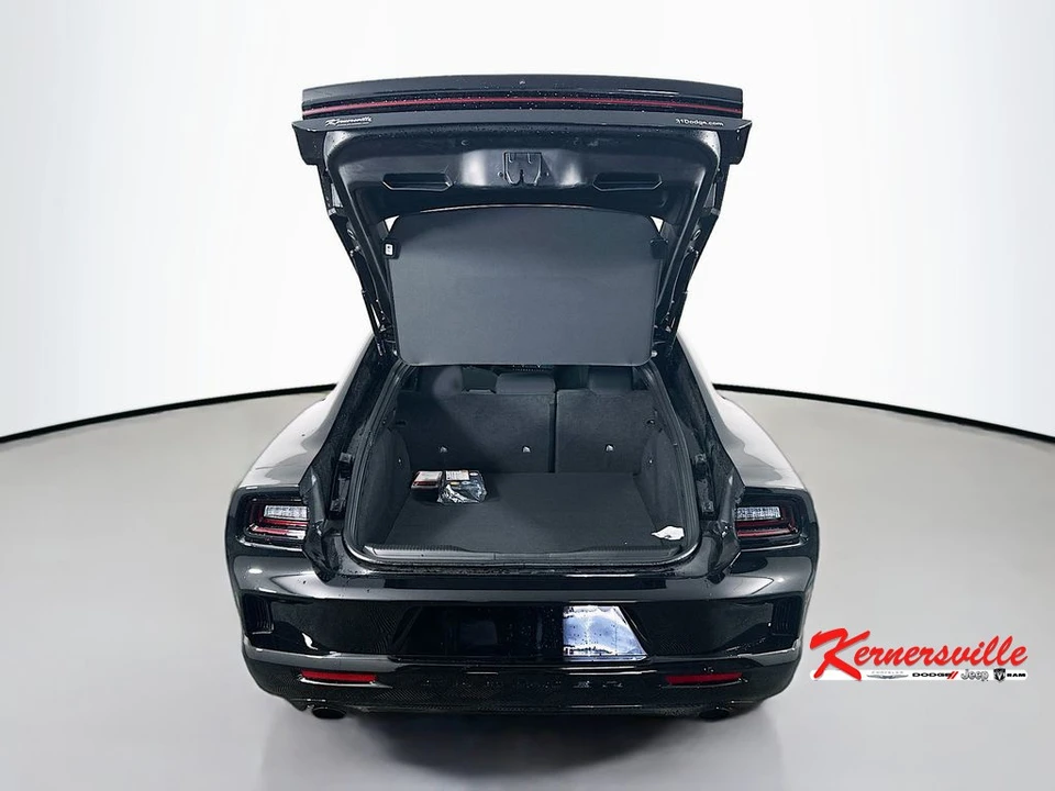 2026 Dodge Charger 8th Gen - Image 16 of 21