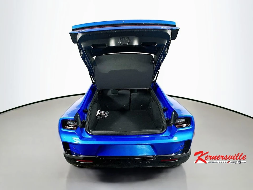 2026 Dodge Charger 8th Gen - Image 16 of 21