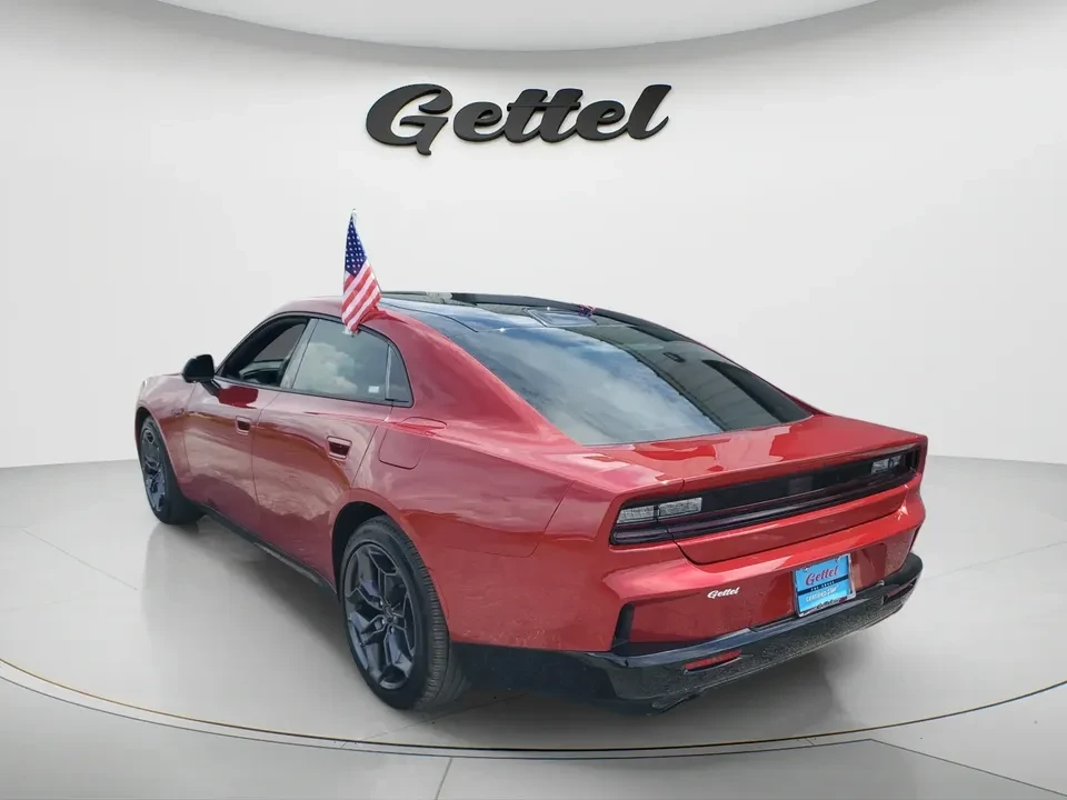 2026 Dodge Charger 8th Gen - Image 7 of 19