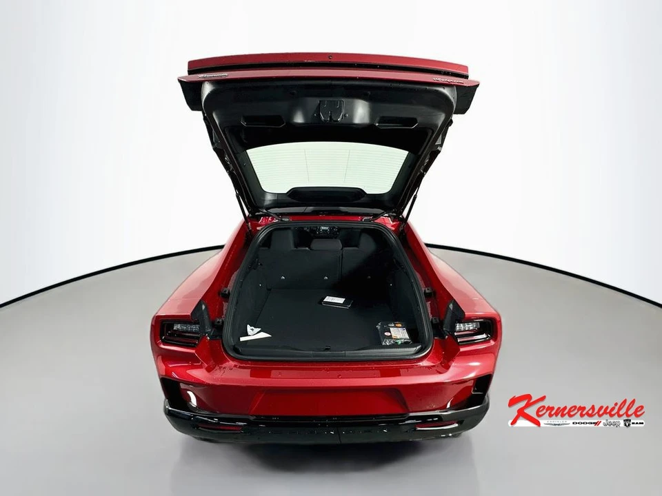 2026 Dodge Charger 8th Gen - Image 15 of 21