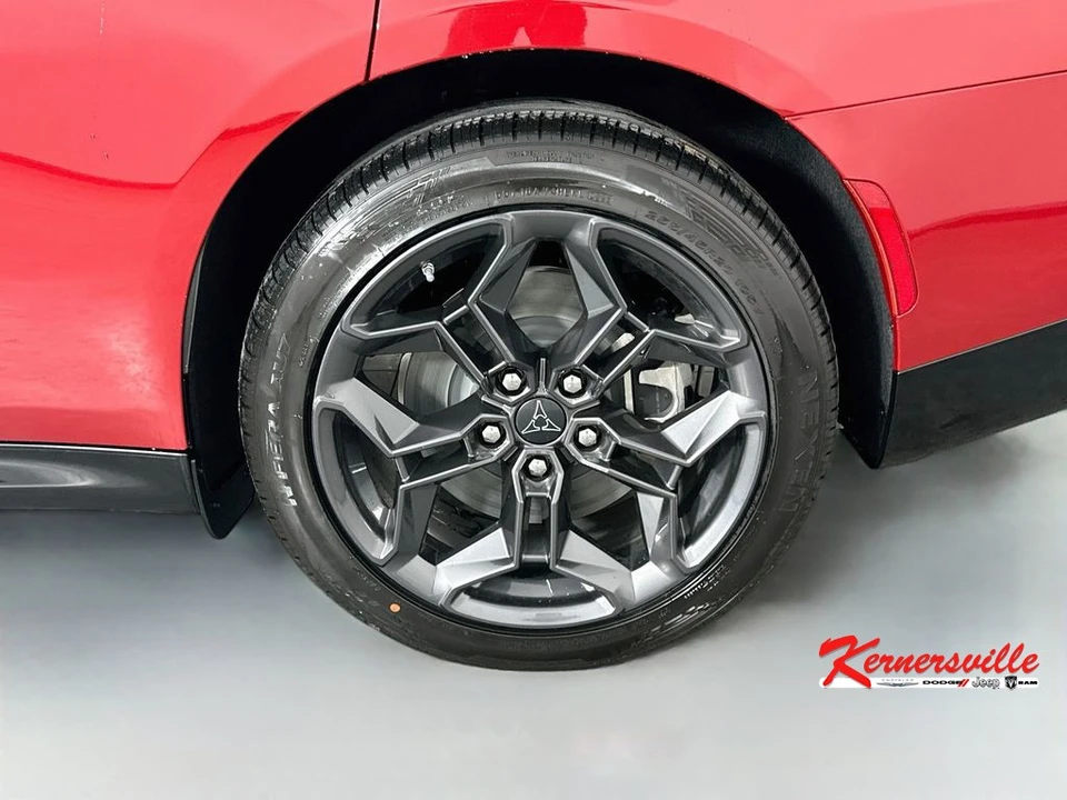 2026 Dodge Charger 8th Gen - Image 16 of 21