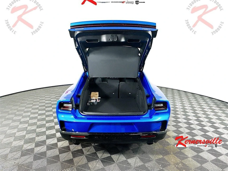 2026 Dodge Charger 8th Gen - Image 16 of 21