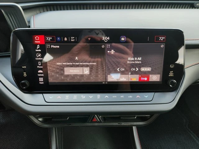 2026 Dodge Charger 8th Gen - Image 11 of 20