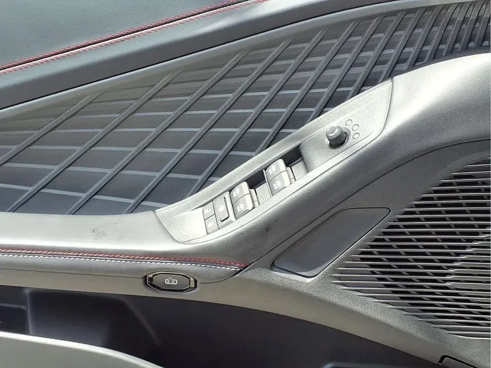 2026 Dodge Charger 8th Gen - Image 14 of 19
